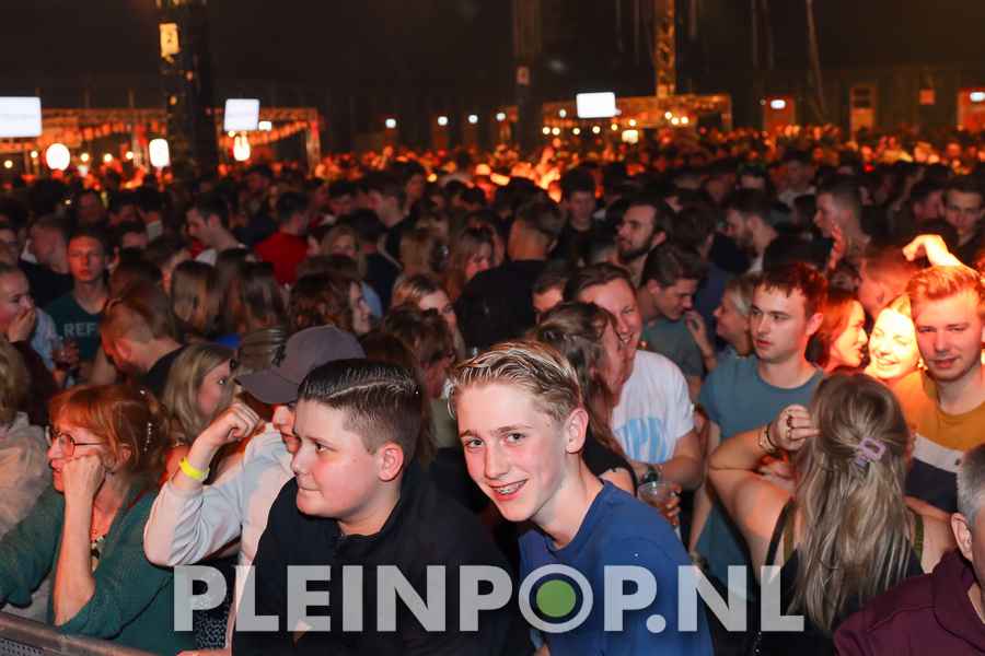 Publiek    Bezoekers (171)